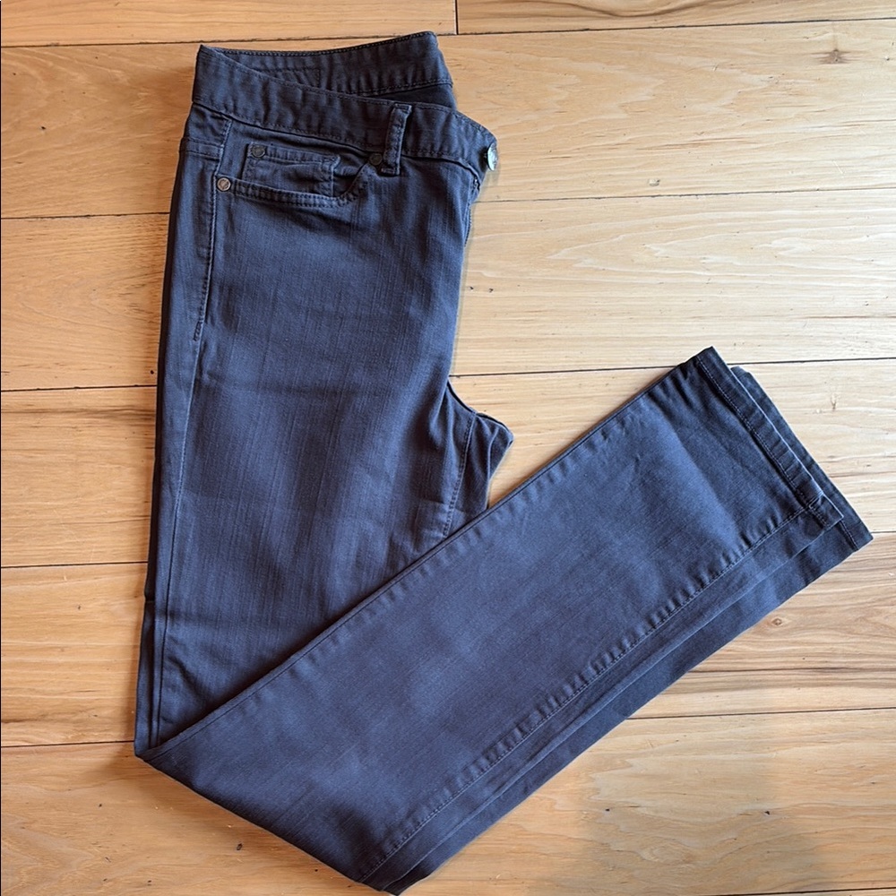 Calvin Klein Size 8/29 Gray Jeans